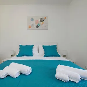 https://apartments-antica-trogir.hotels-in-trogir.com