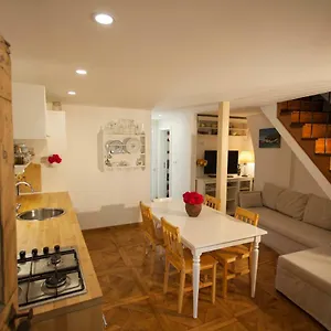 https://barbarossa-house.primorje-gorskikotar.com
