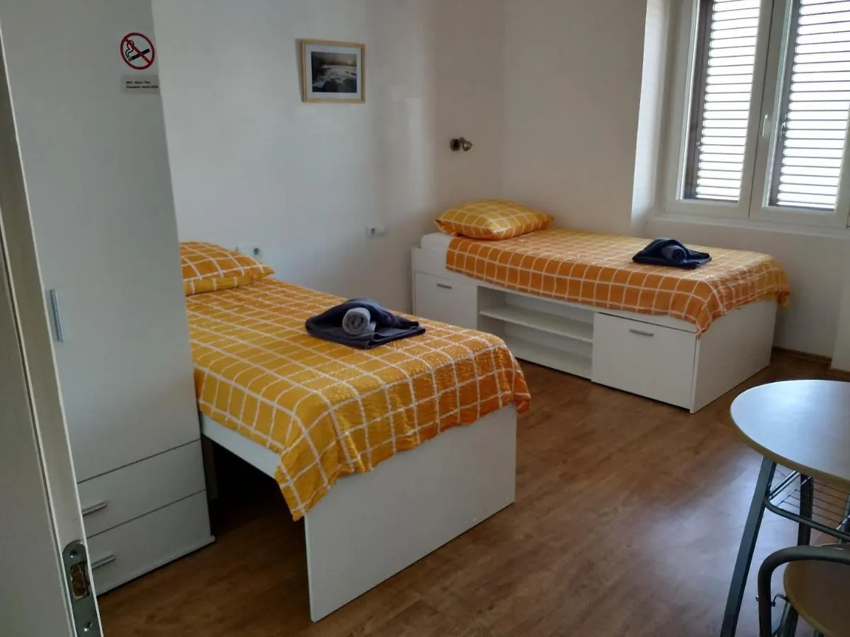 Apartments Todorovic Πούλα