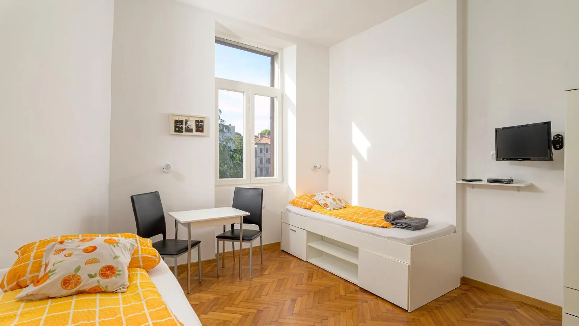 Apartments Todorovic Πούλα