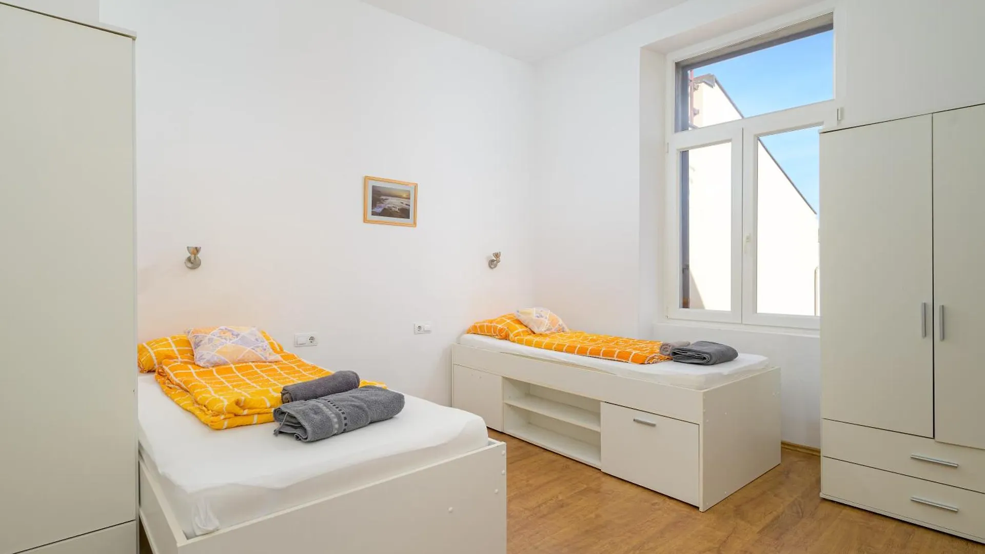 Apartments Todorovic Πούλα